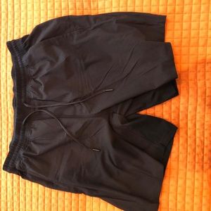 Lululemon PACE BREAKER SHORT *LINERLESS 9"